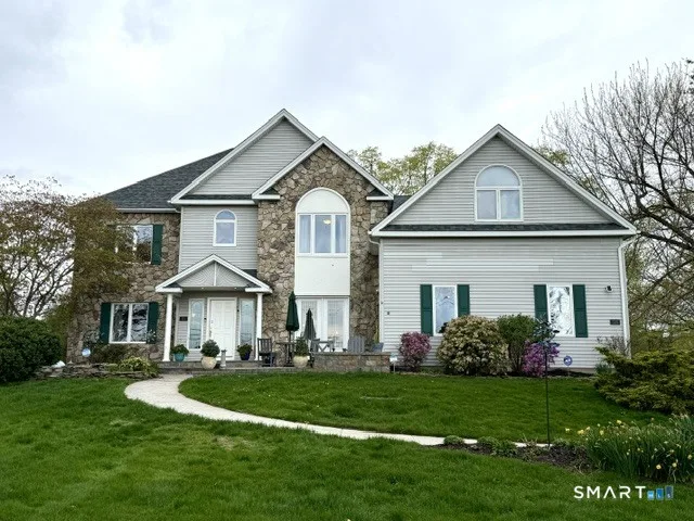 135 Kings Highway, North Haven, CT