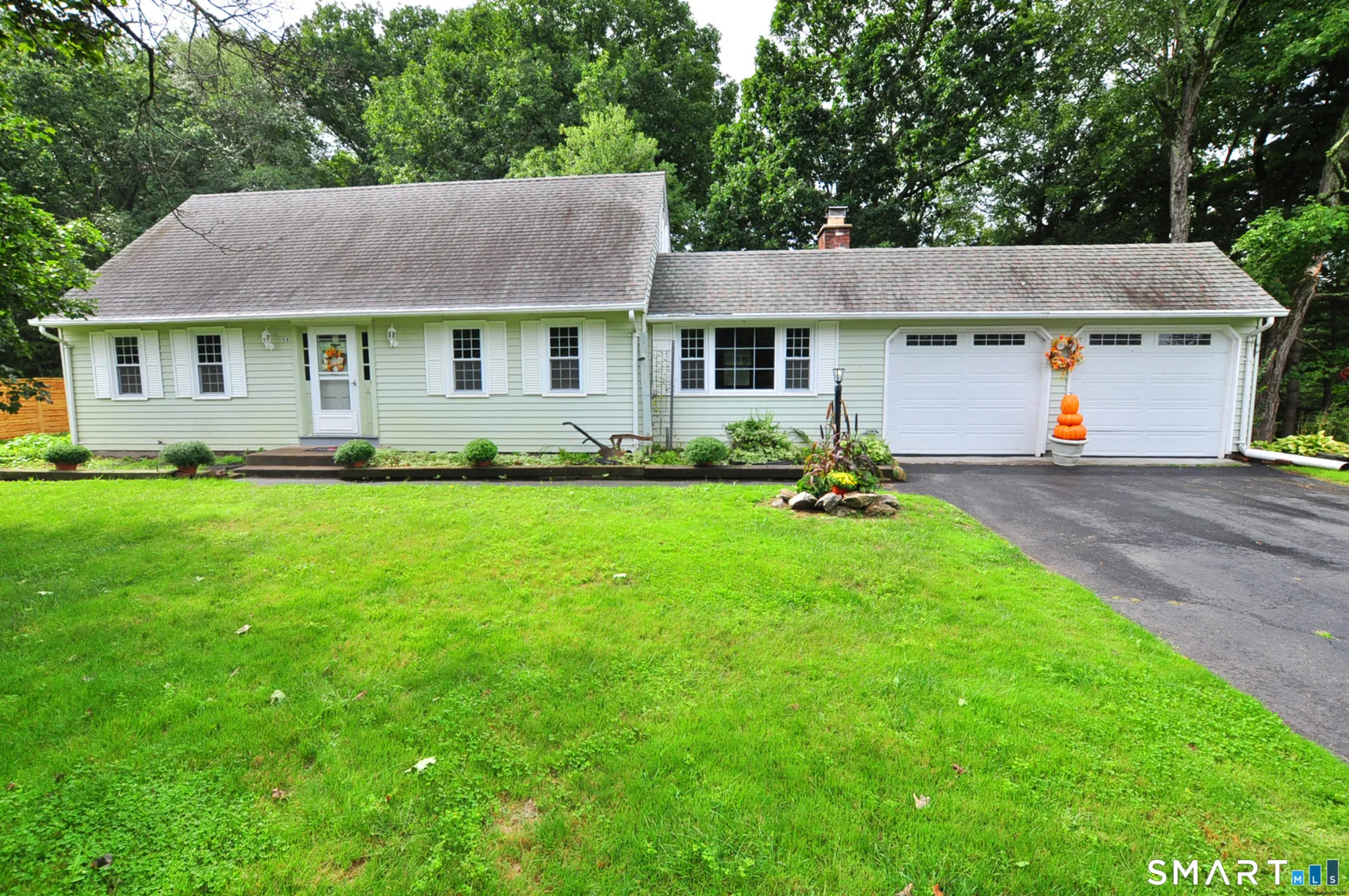 18 Margaret Drive, East Windsor, CT