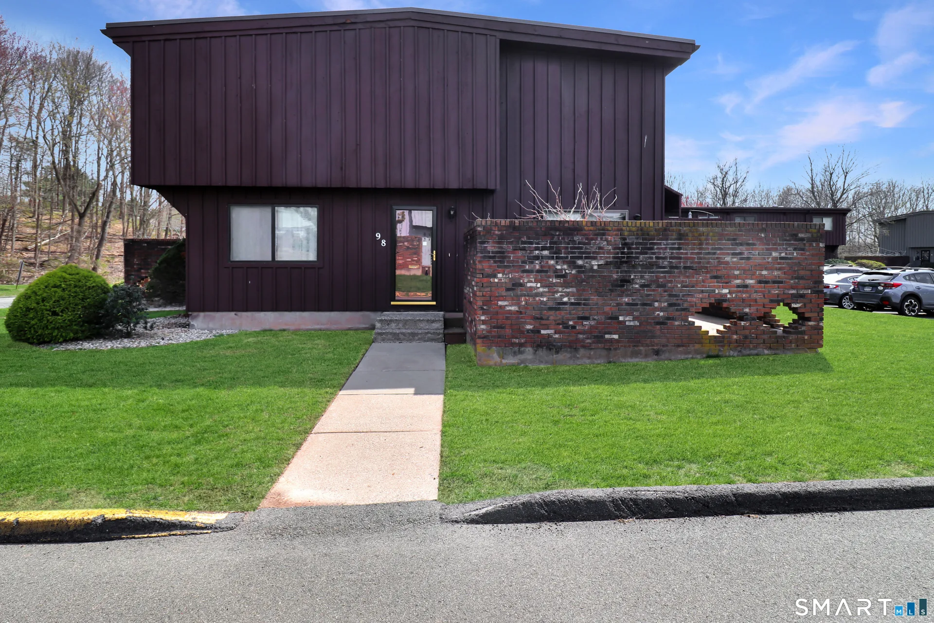 98 Webster Court #98, Newington, CT