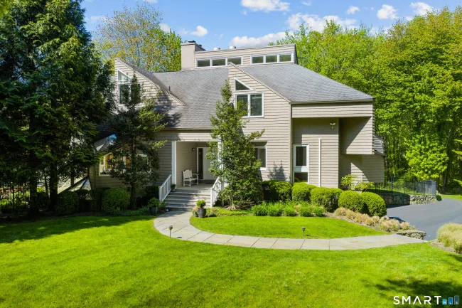 2 Sleepy Hollow Road, New Canaan, CT