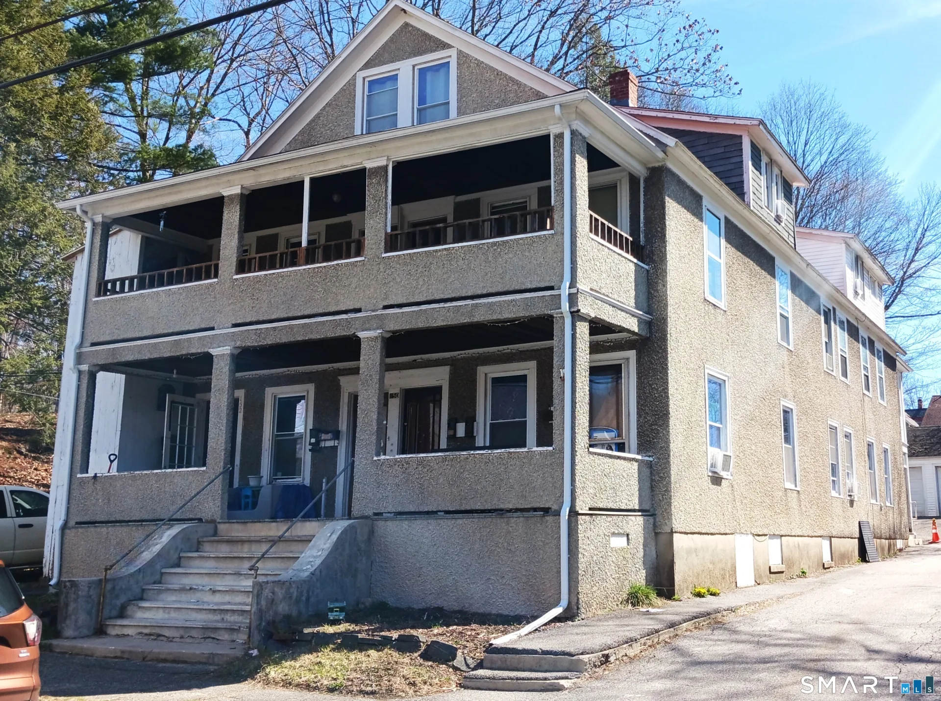 150 Oak Street, Winchester, CT