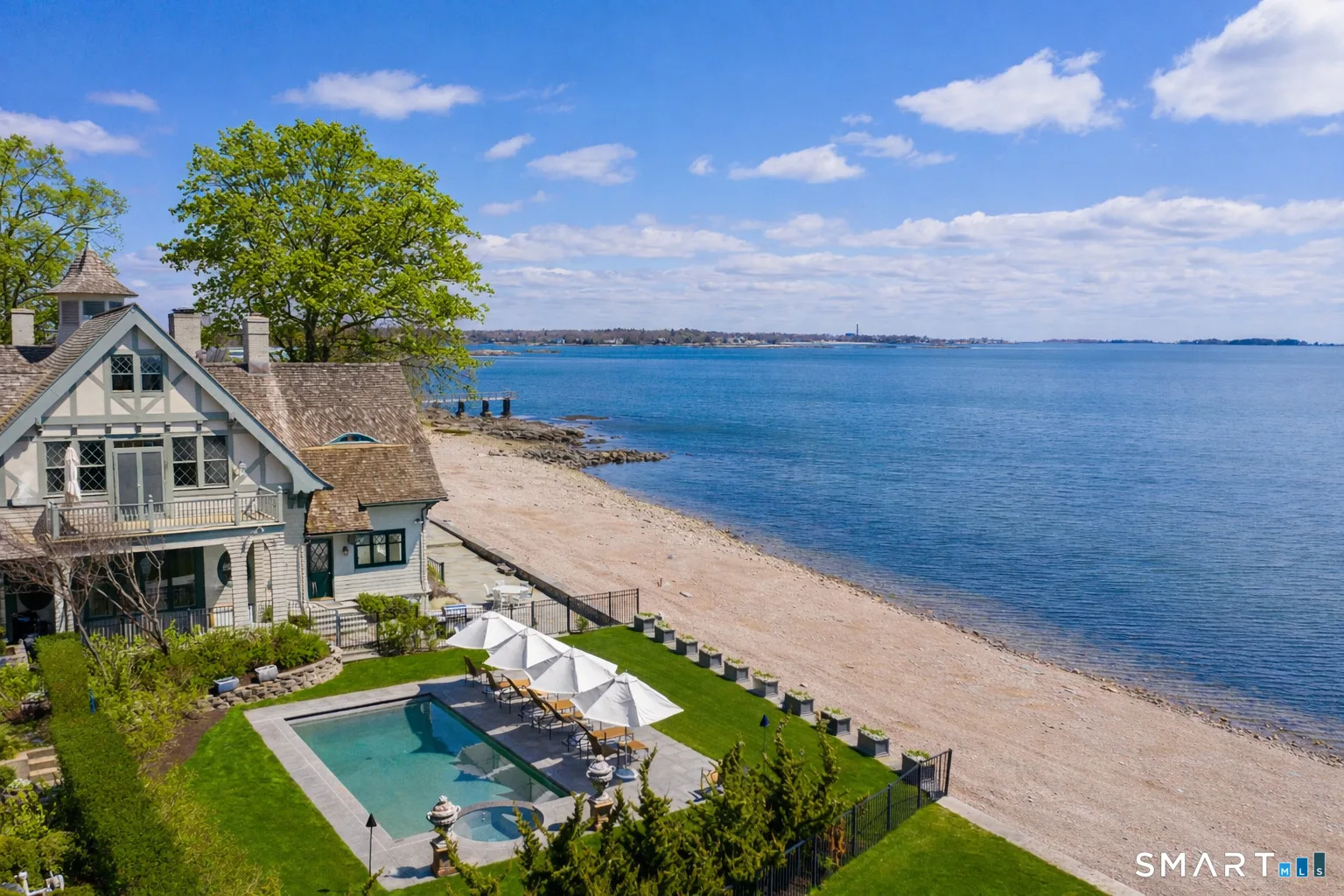 207-209 Long Neck Point Road, Darien, CT