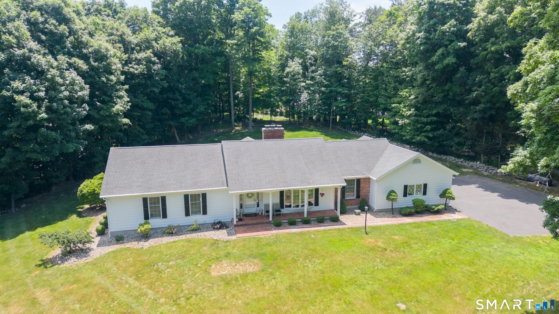 28 Wintergreen Hill Road, Danbury, CT