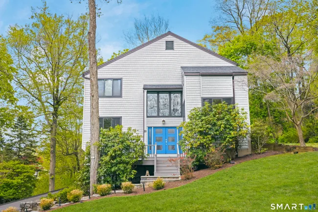 9 First Lane, Ridgefield, CT