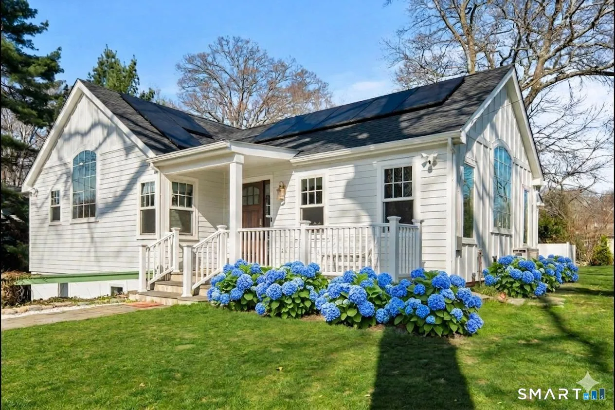 8 Ledge Road, Norwalk, CT