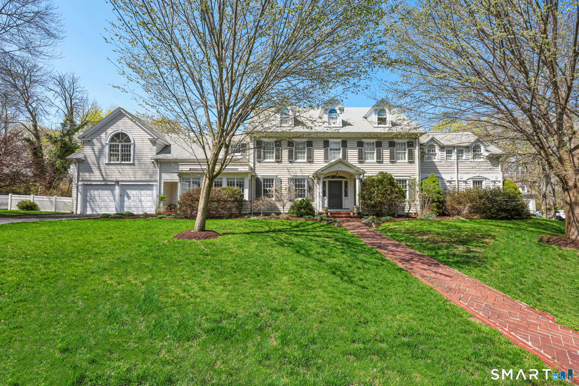 16 Lookout Drive, Fairfield, CT