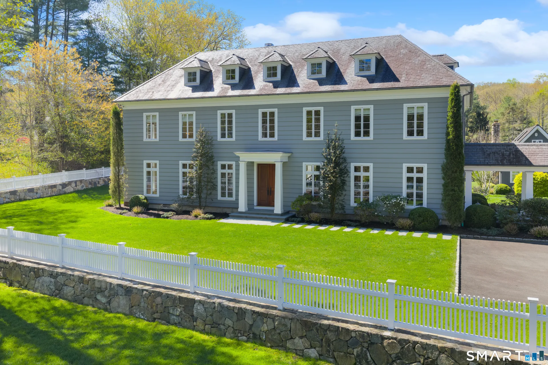 24 Llewellyn Drive, New Canaan, CT