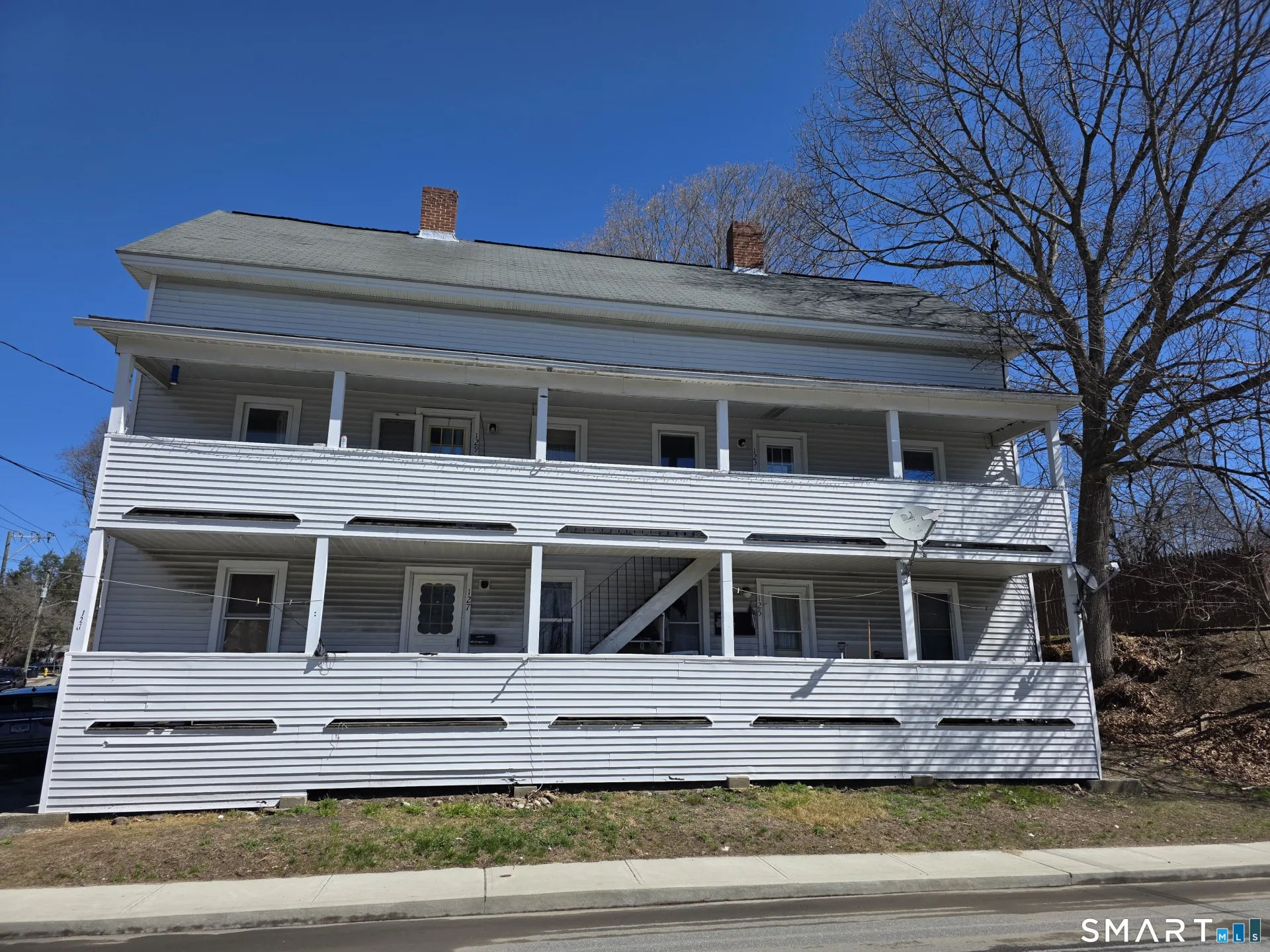 129 Woodstock Avenue, Putnam, CT