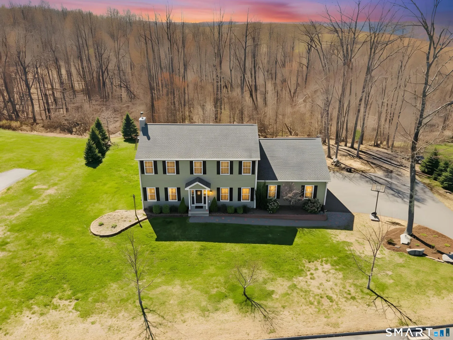 18 Oakwood Drive, Beacon Falls, CT