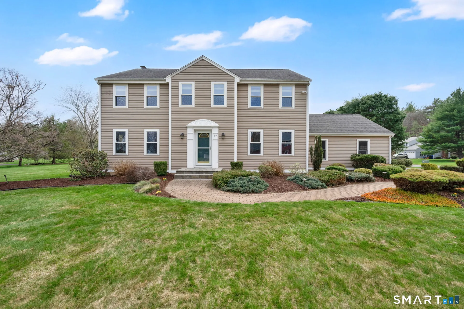 17 Windmill Road, Ellington, CT