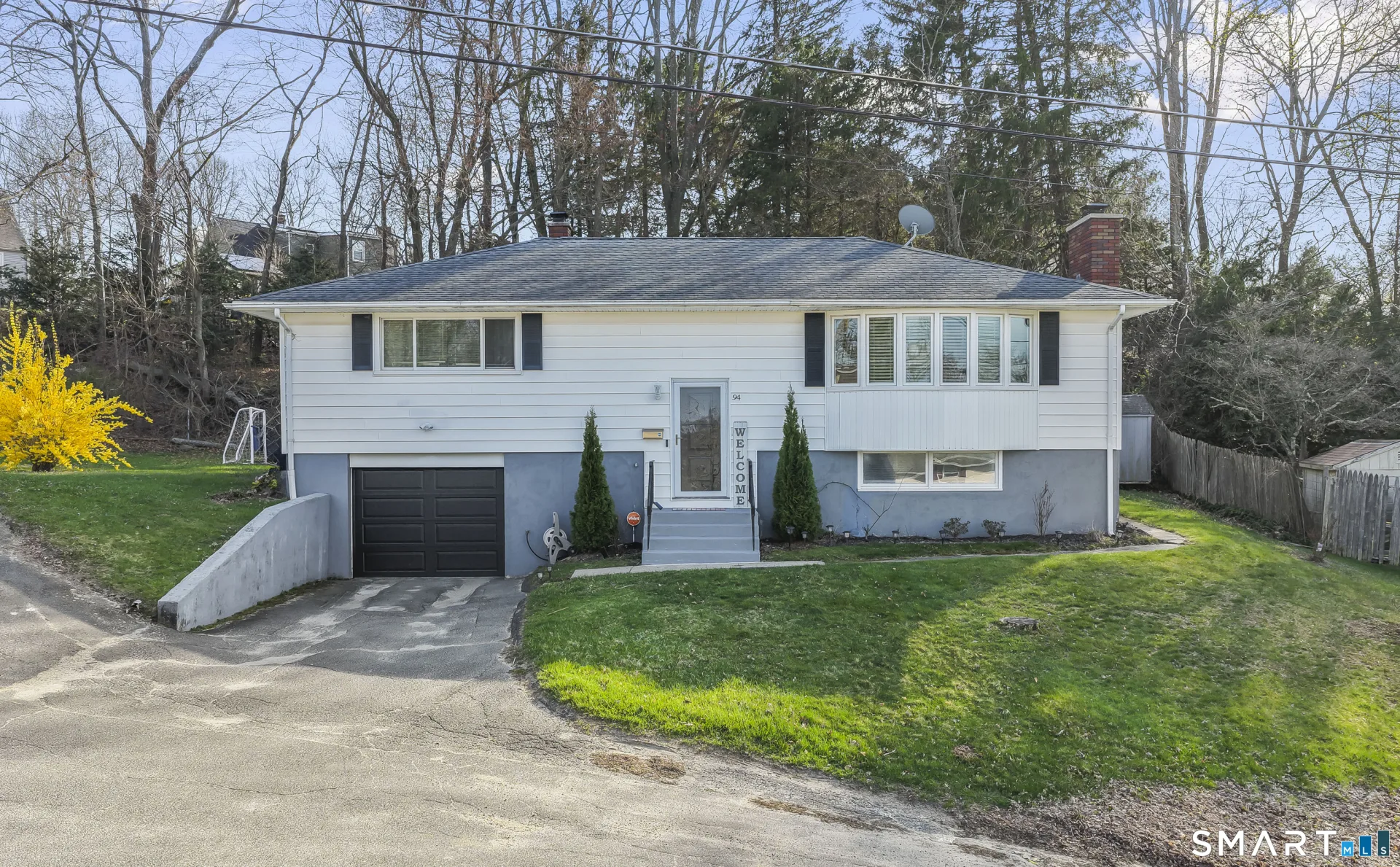 94 Cottage Grove Lane, Waterbury, CT