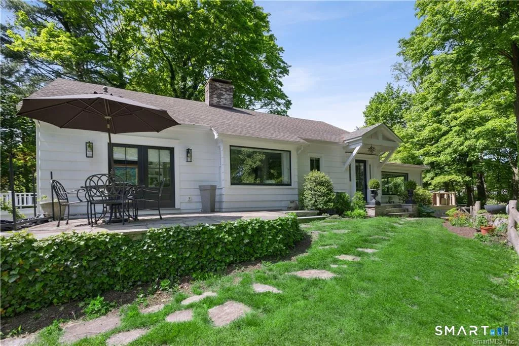 49 Newtown Avenue, Norwalk, CT