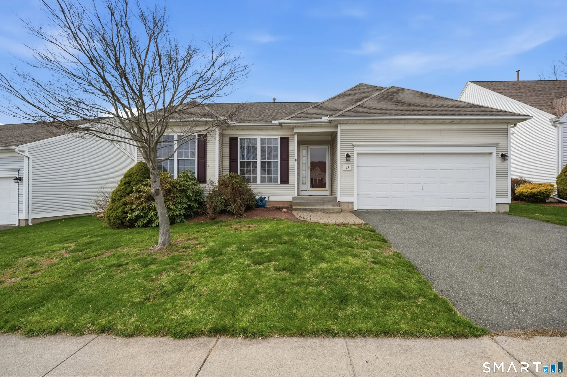 17 Heather Lane #17, Suffield, CT