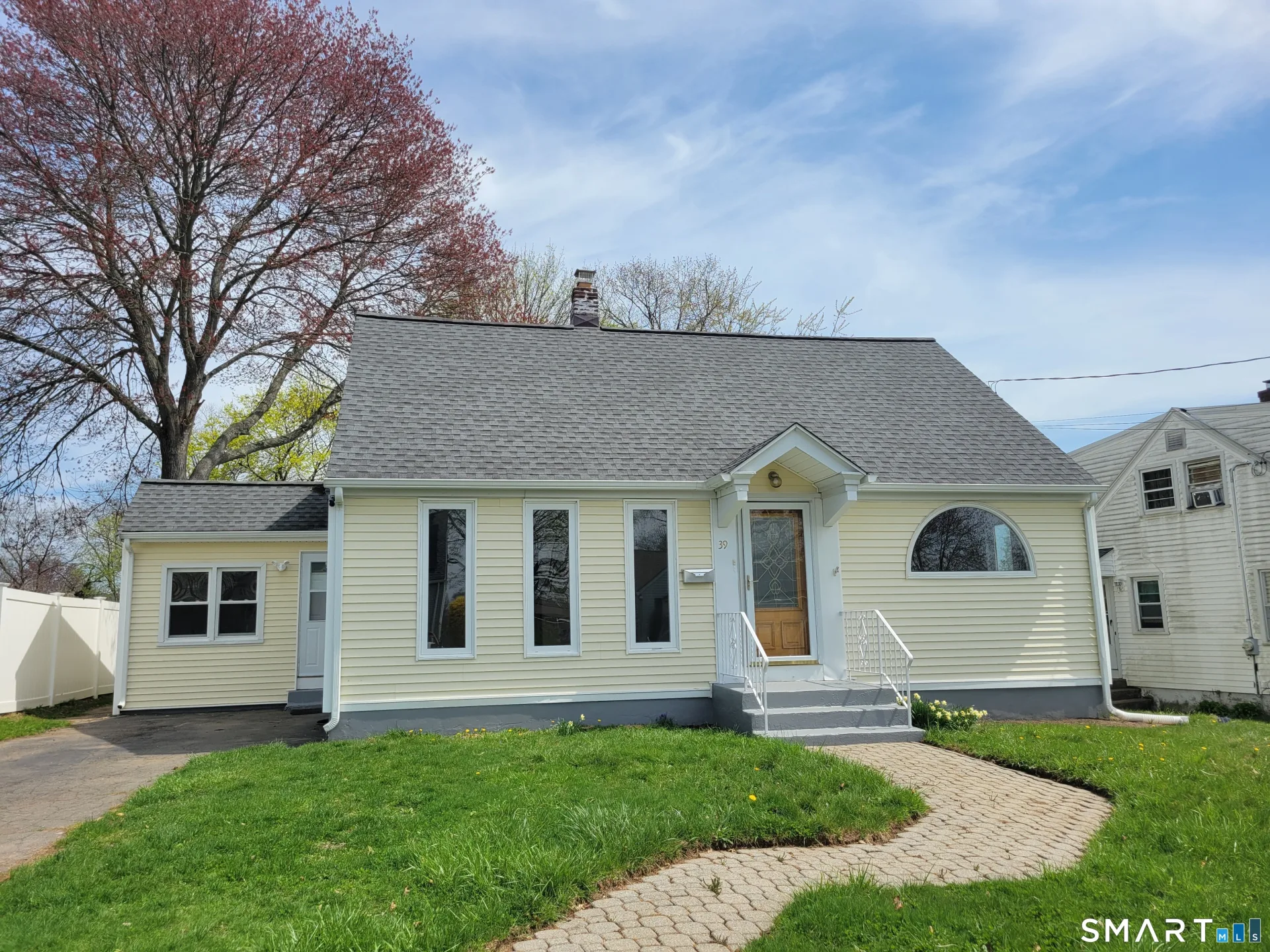 39 Rochdale Terrace, West Haven, CT