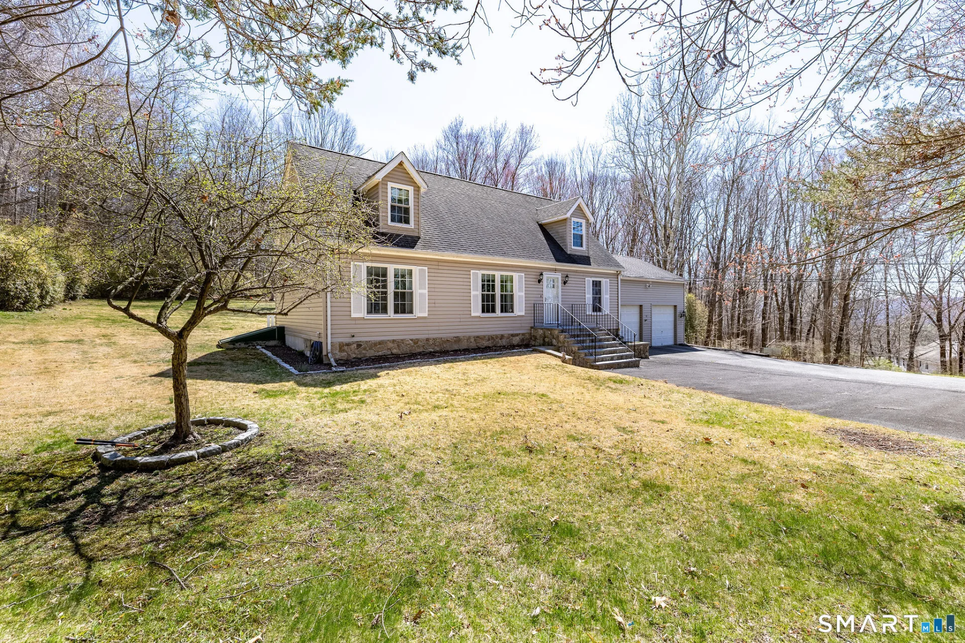 18 Outlook Road, New Milford, CT