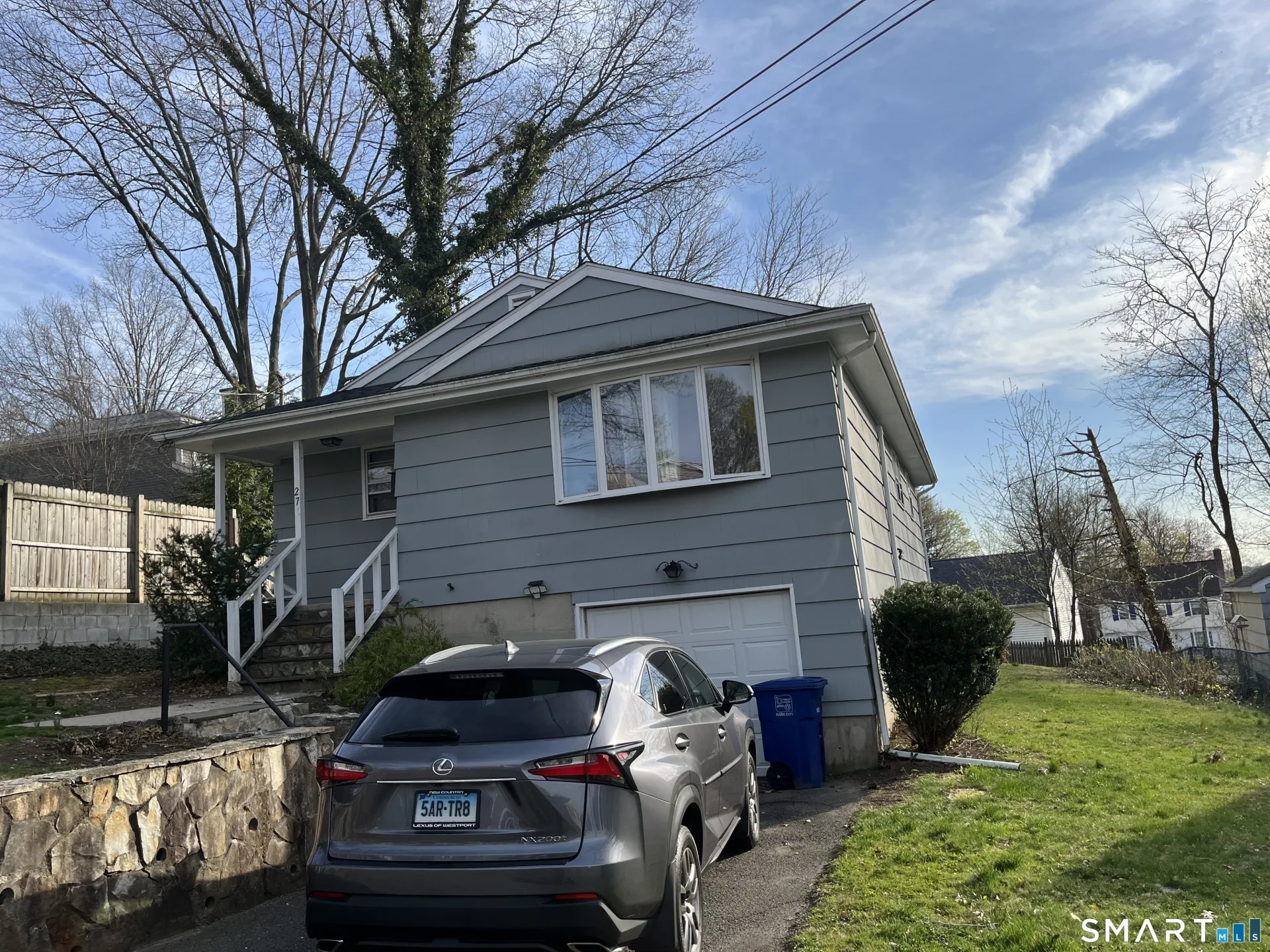 27 Plateau Avenue, Bridgeport, CT