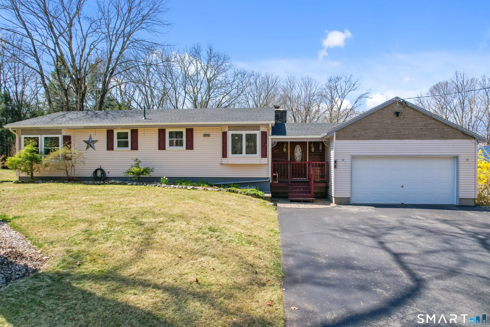 82 North Pond Road, Hebron, CT