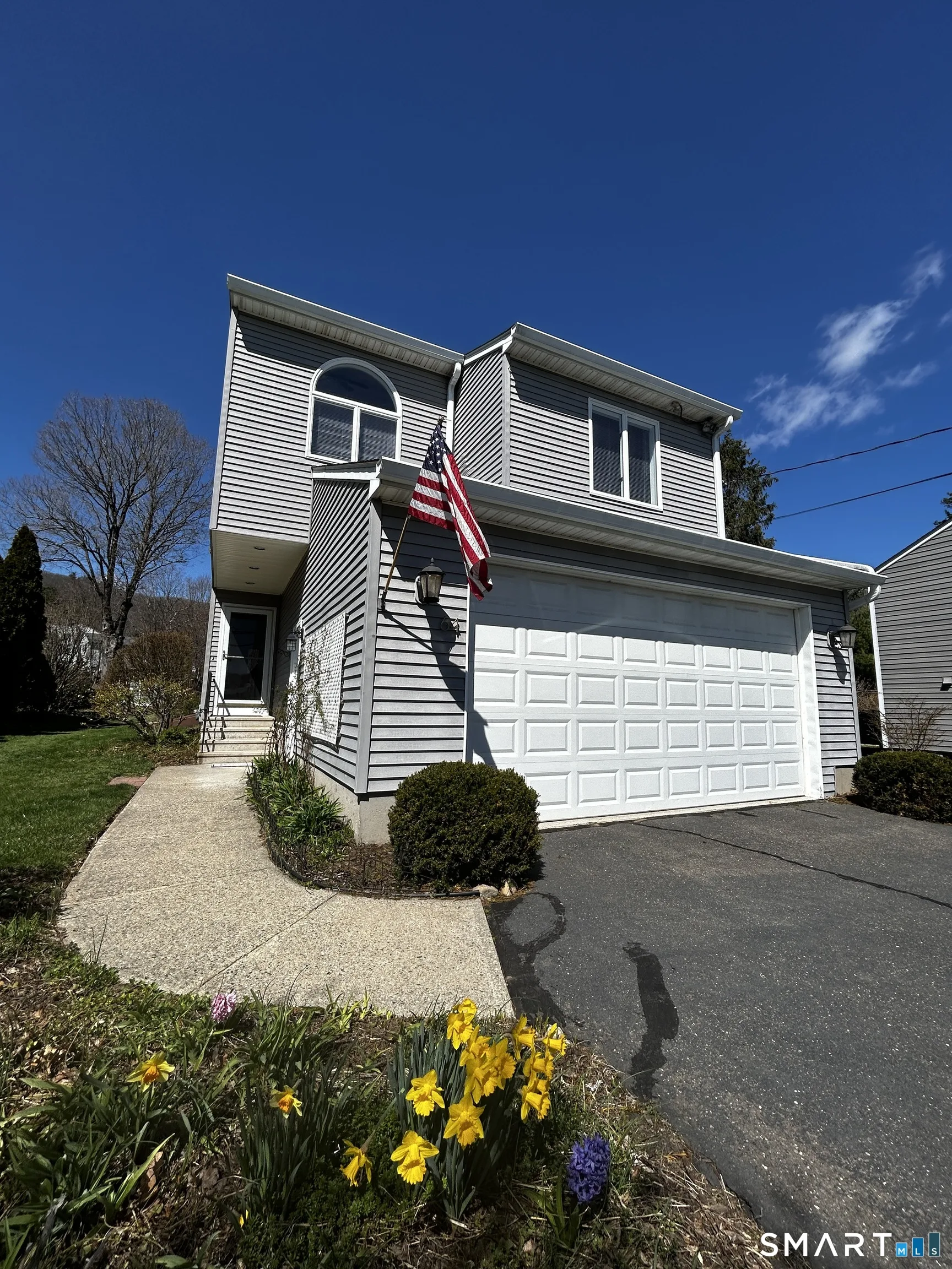 64 Branch Road, Thomaston, CT