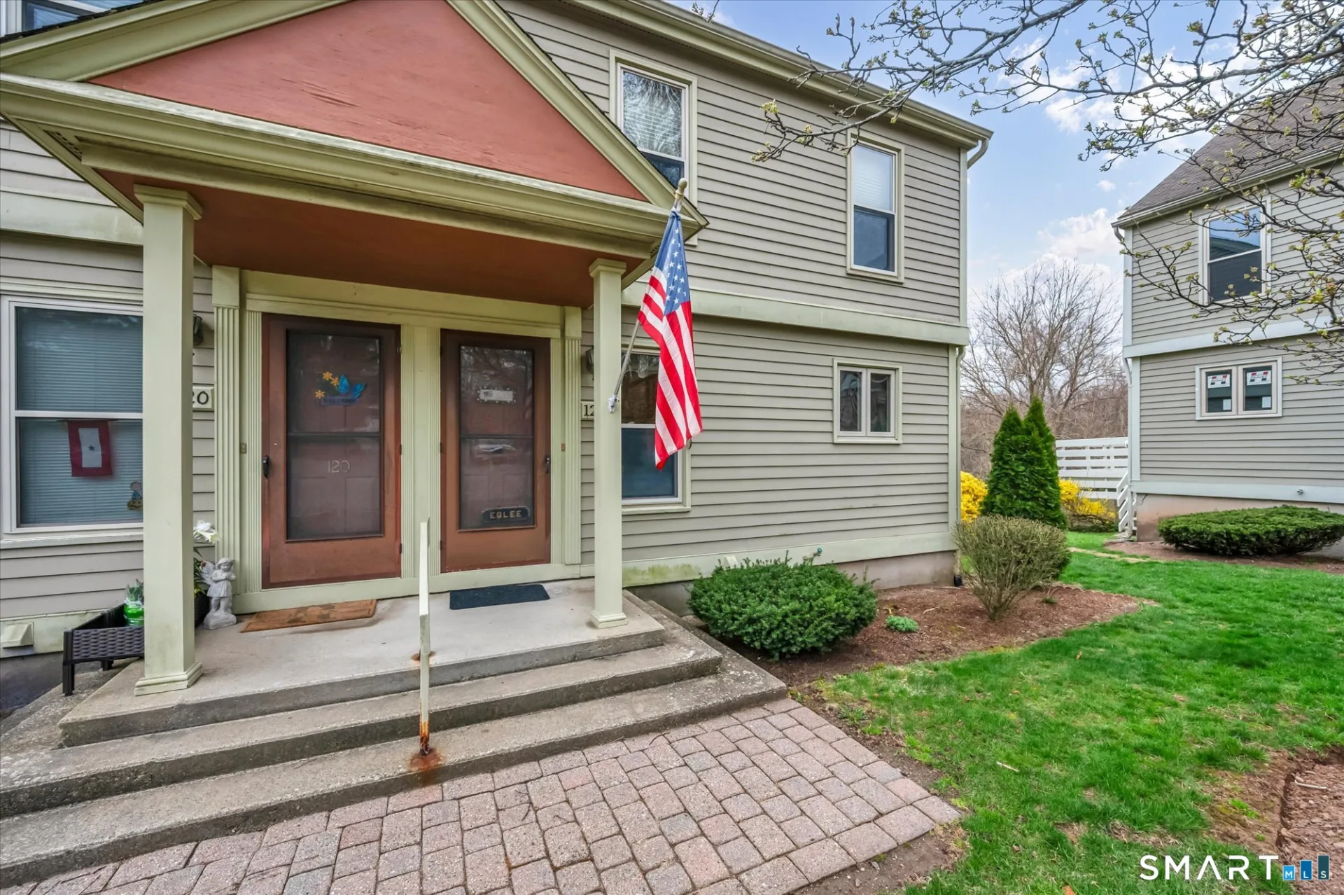 122 Colonial Hill Drive #122, Wallingford, CT