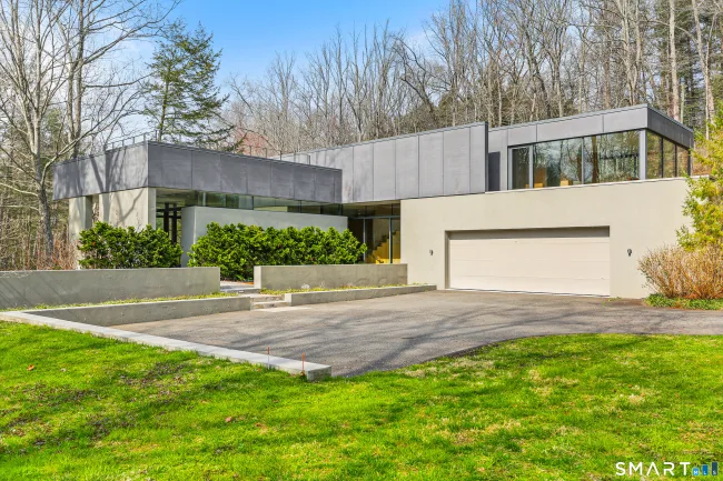 52 Valley Forge Road, Weston, CT