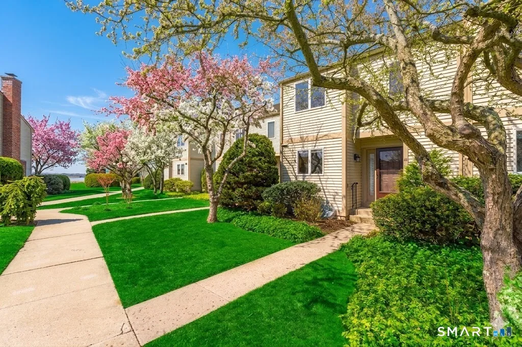 100 Dudley Avenue #H42, Old Saybrook, CT