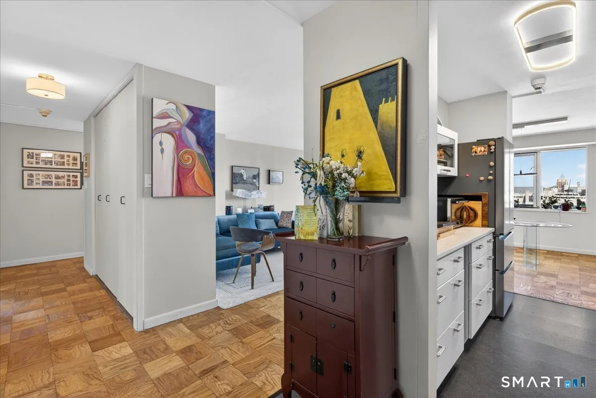 100 York Street #12C, New Haven, CT