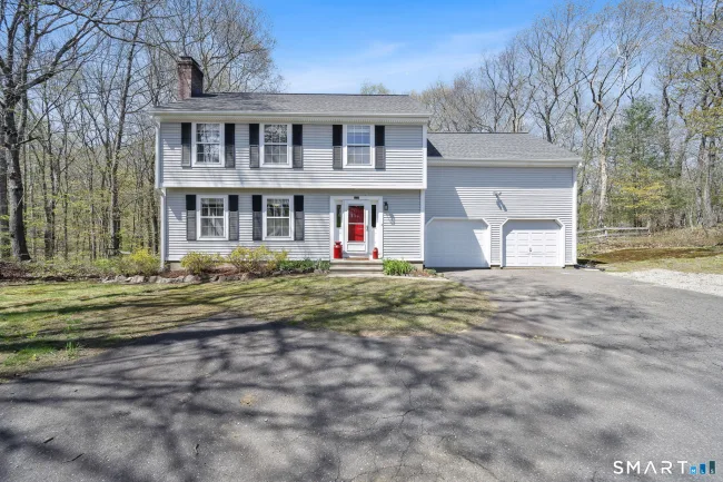 13 Nipmuck Road