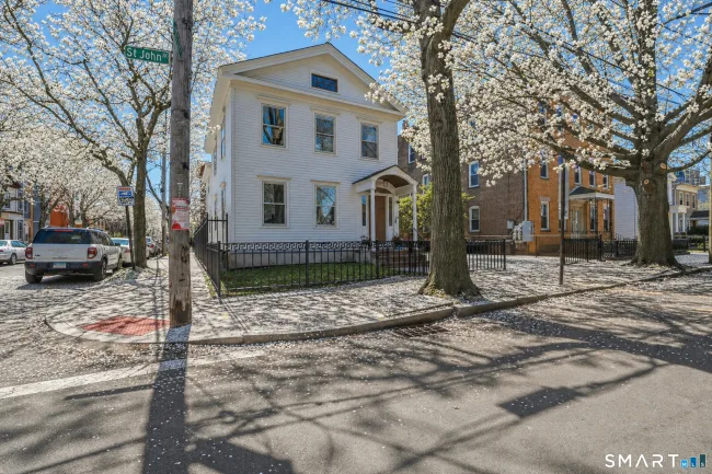 216 Saint John Street