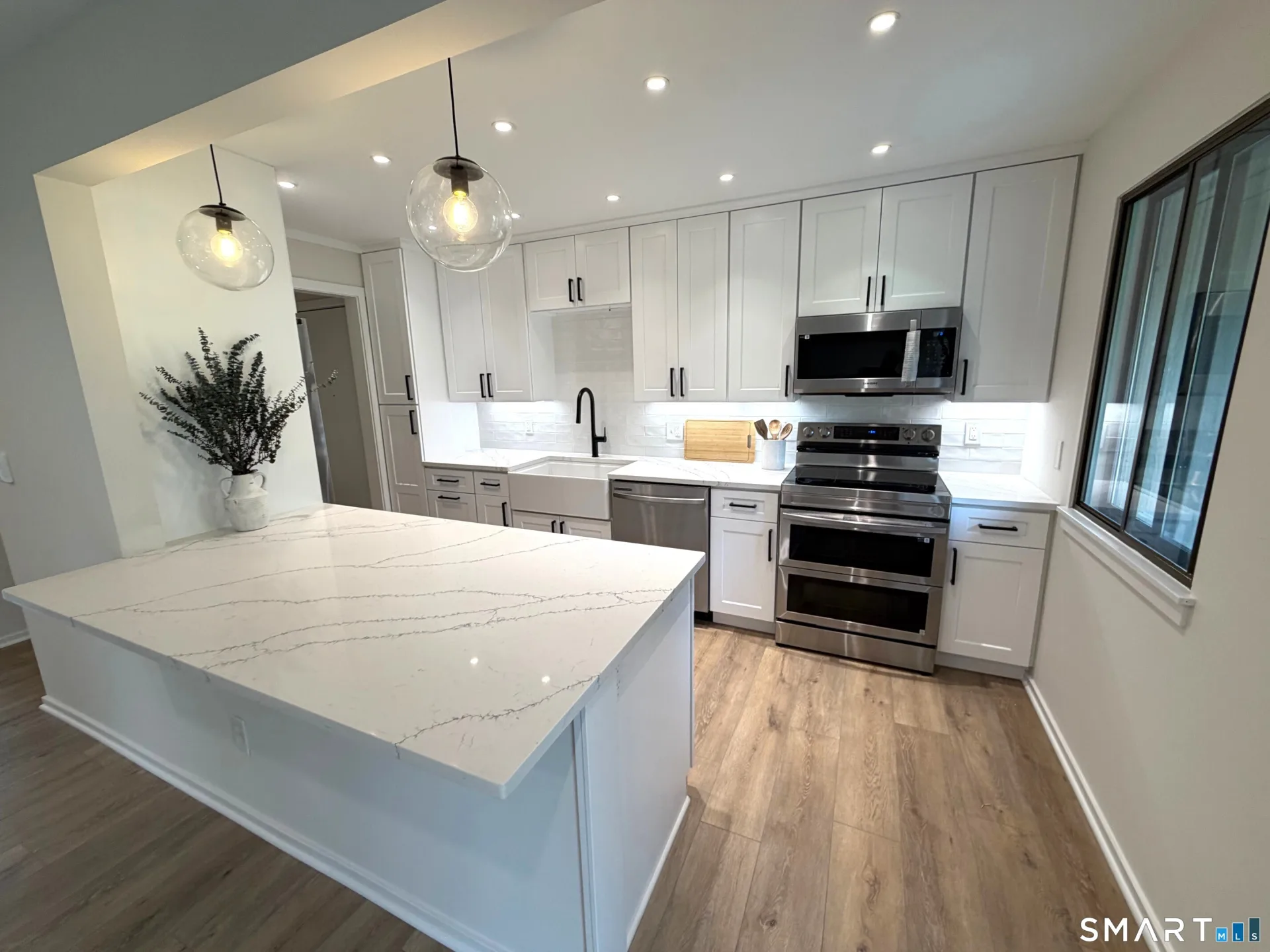 32 Heritage Village #C, Southbury, CT