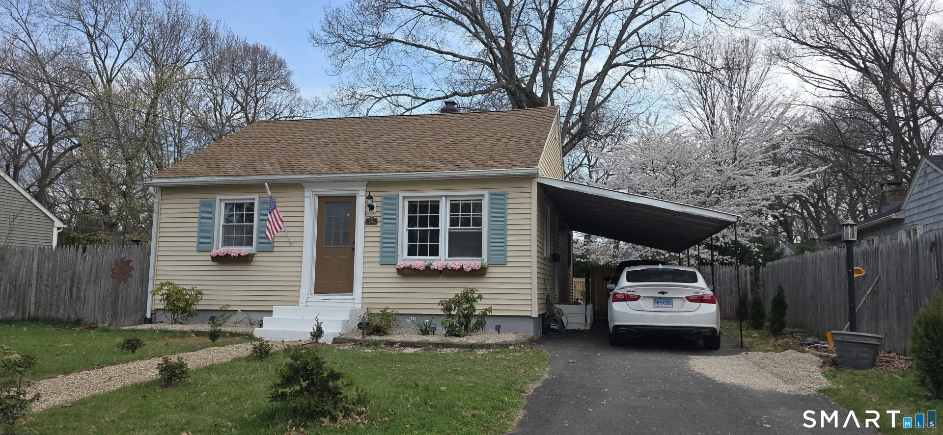 122 Deepwood Drive, Manchester, CT