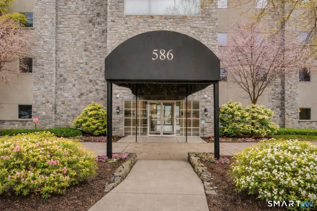 586 West Thames Street #610