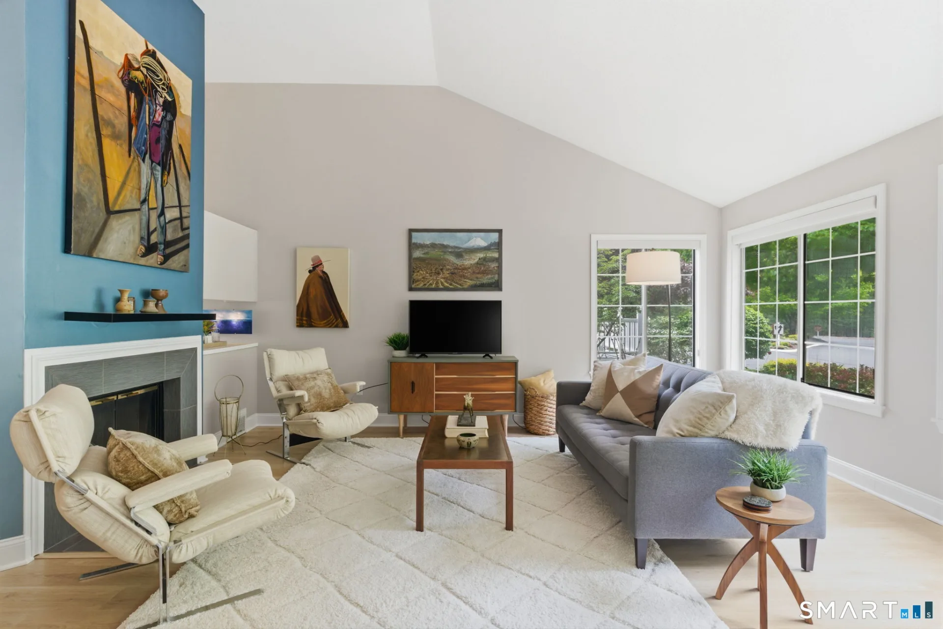 32 Southbridge Court, Simsbury, CT
