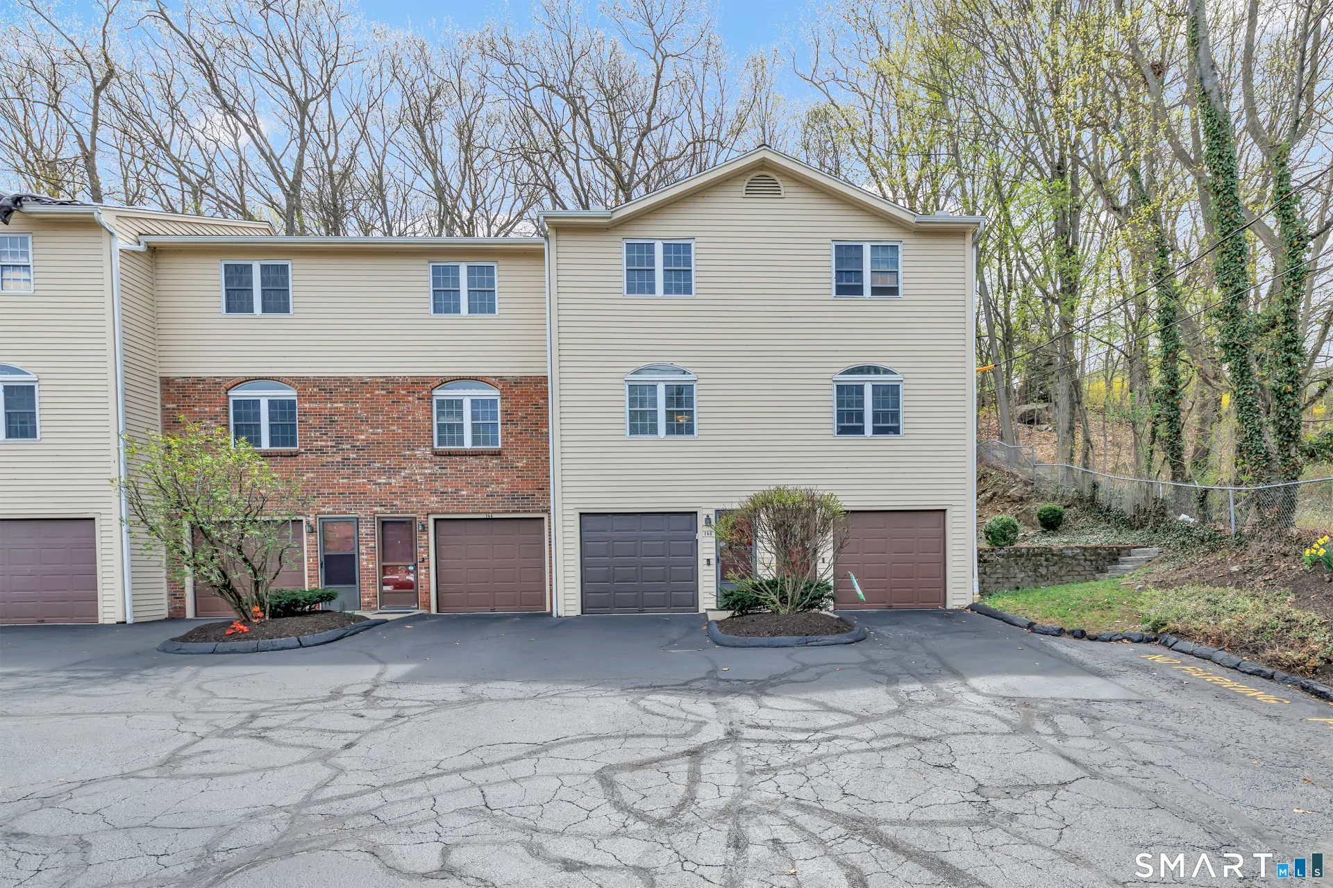 146 Howe Avenue #146, Shelton, CT