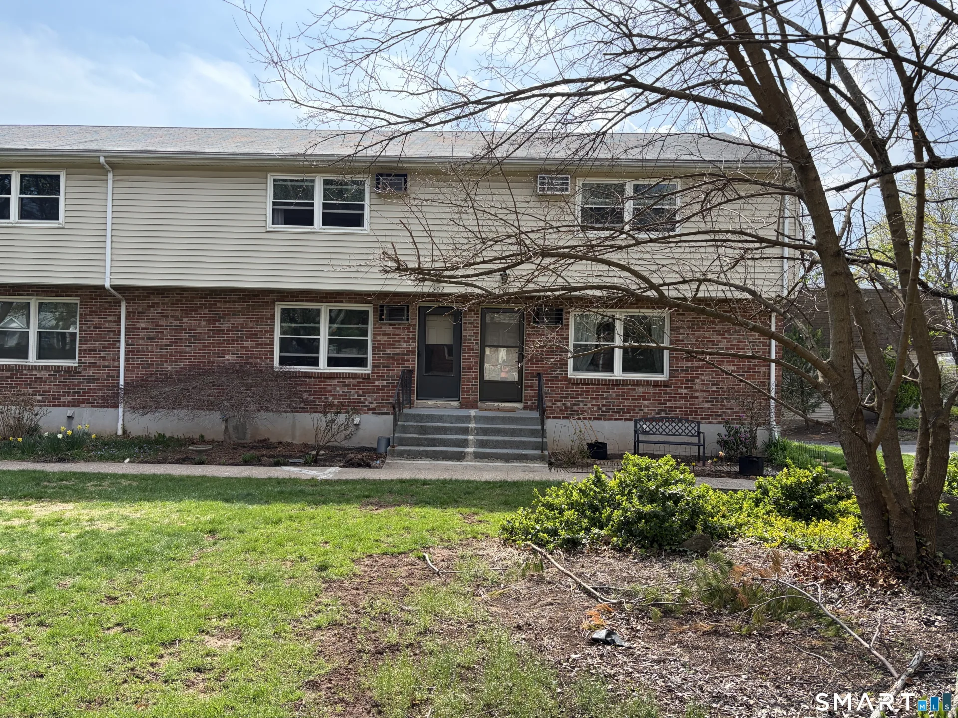 302 Blackstone Village #302, Meriden, CT