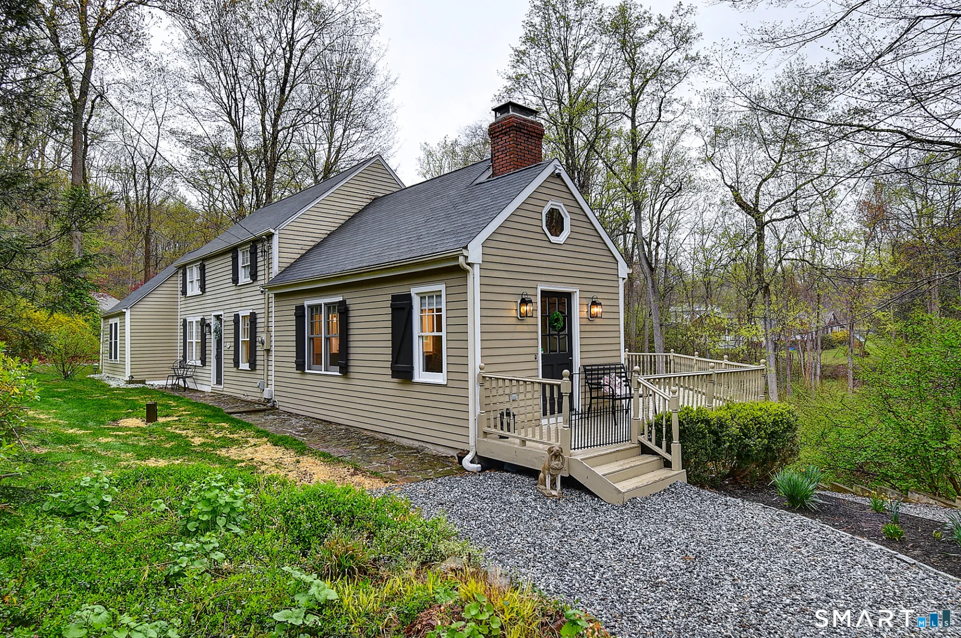 27 Chestnut Hill Road, Newtown, CT