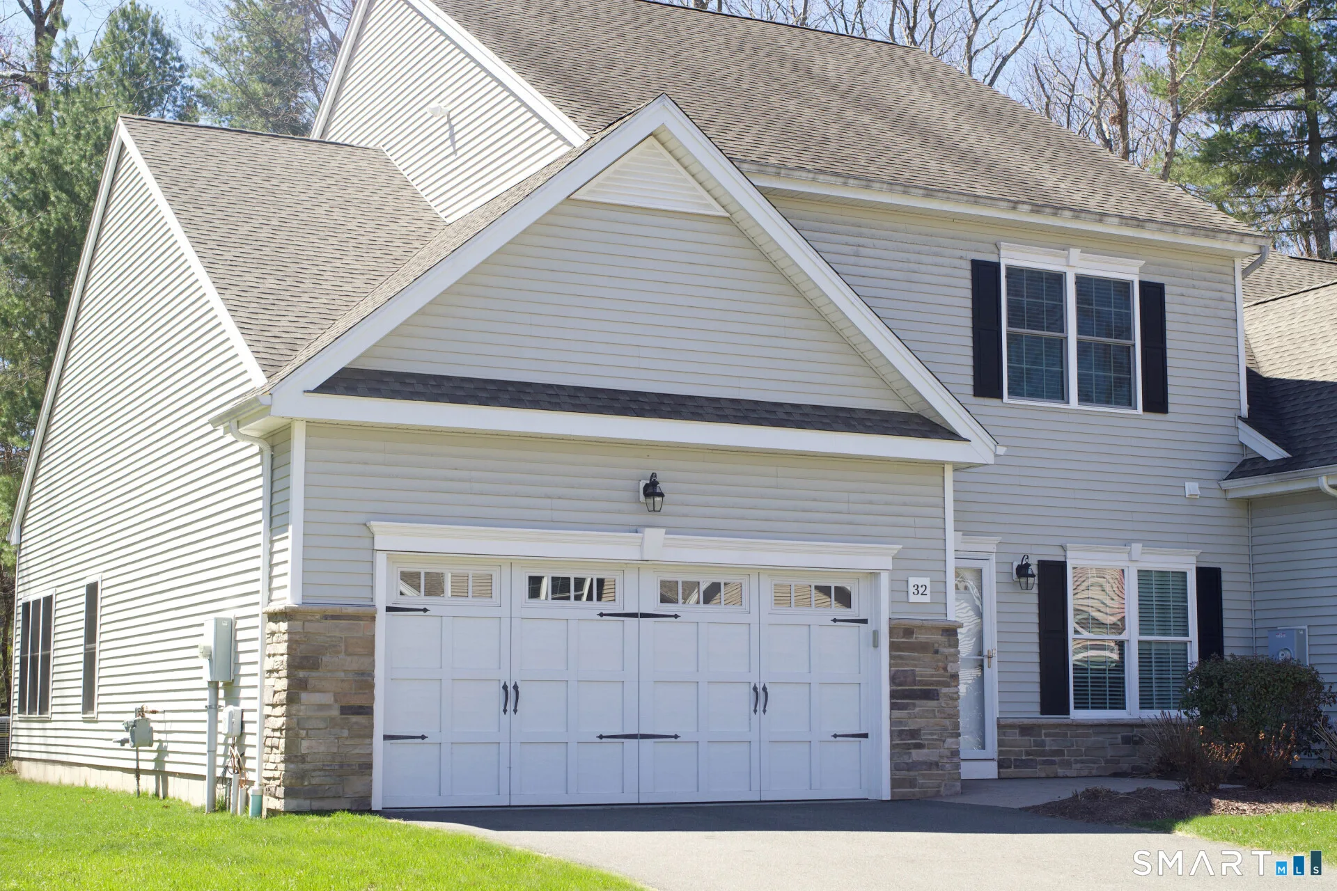 32 Brighton Park Way #32, Bloomfield, CT