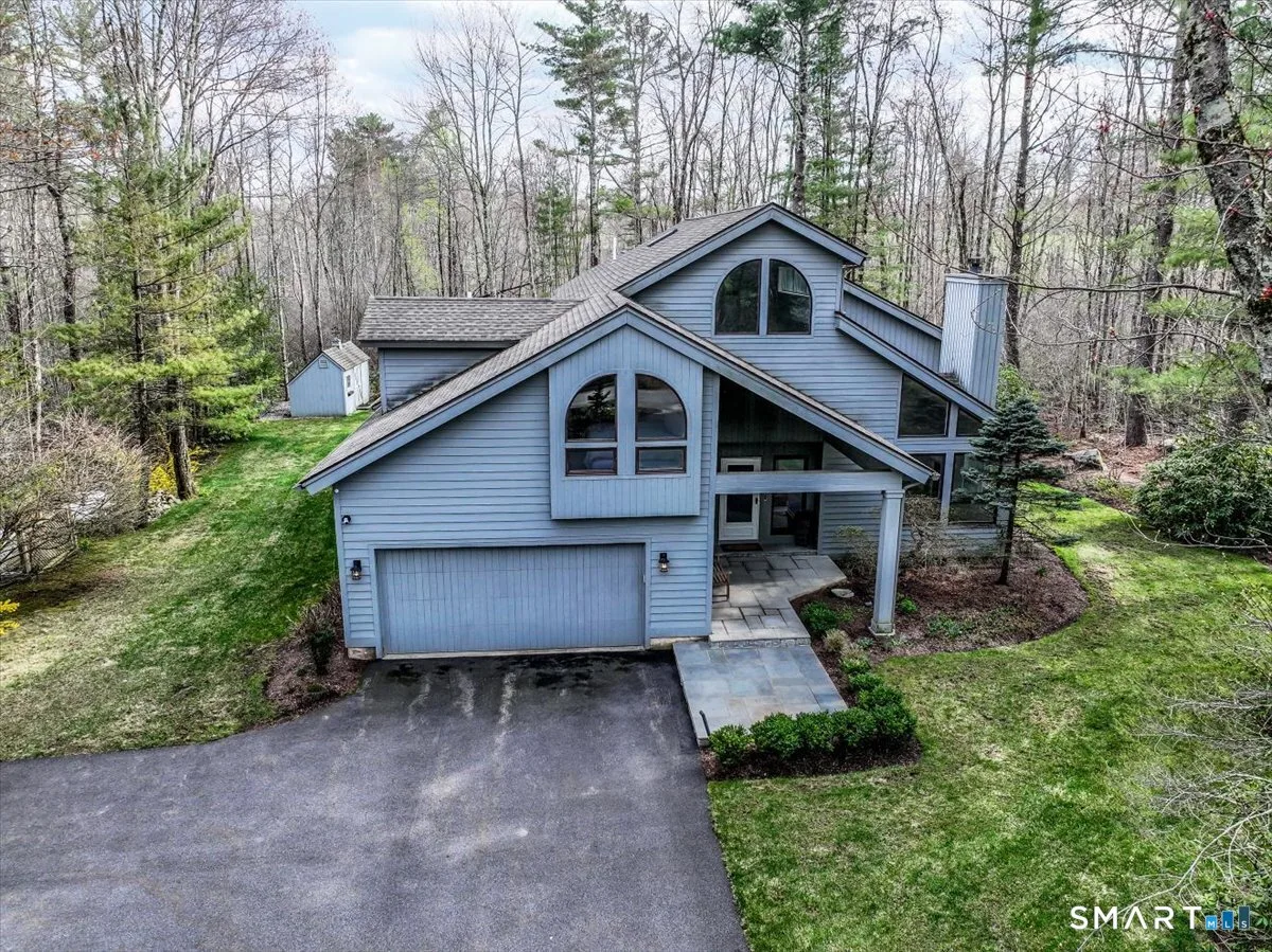 17 Dresden Court, Goshen, CT
