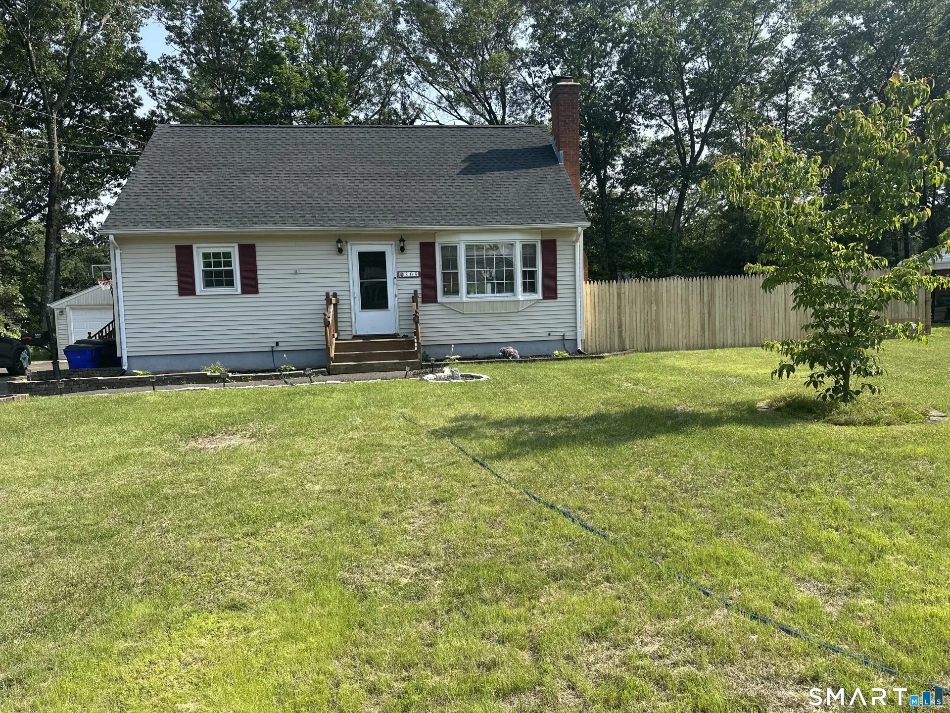309 South Elm Street, Windsor Locks, CT