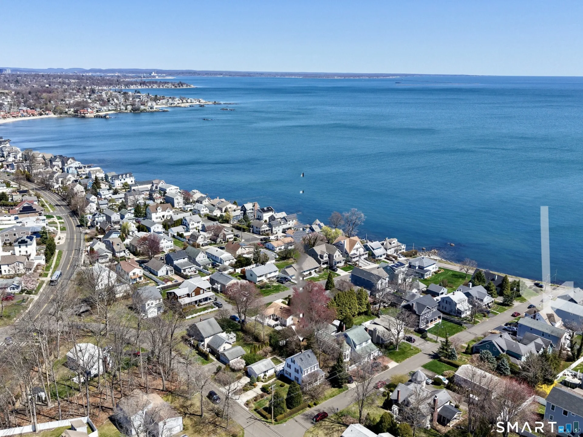 8 Parkland Place, Milford, CT