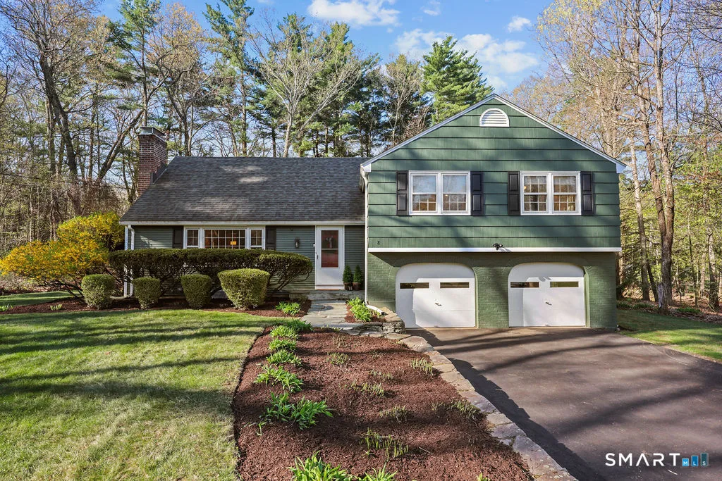 8 David Drive, Simsbury, CT