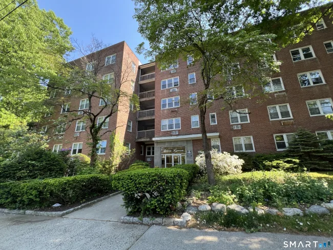 54 W North Street #417