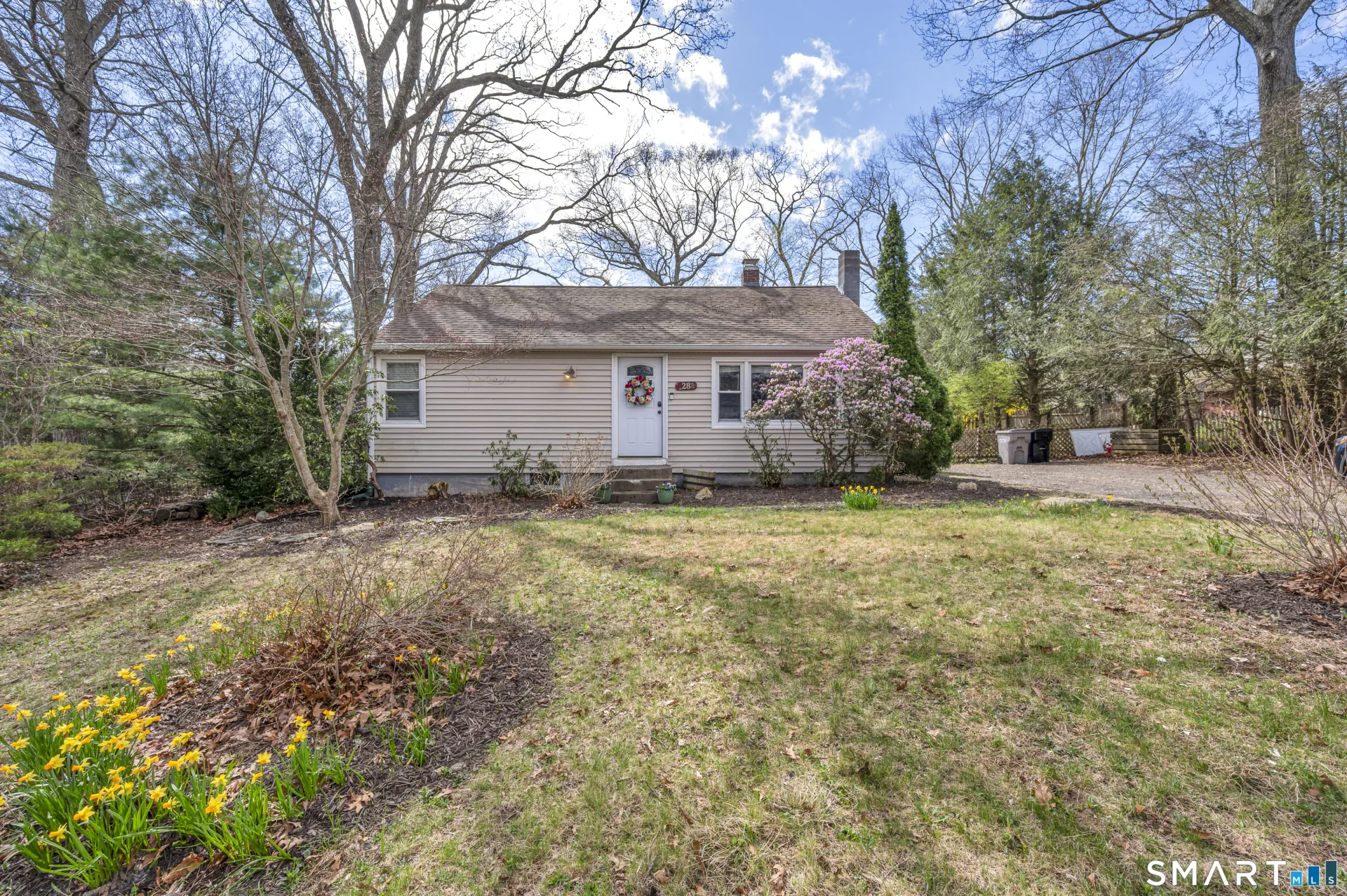 28 Rocky Ledge Drive, Clinton, CT