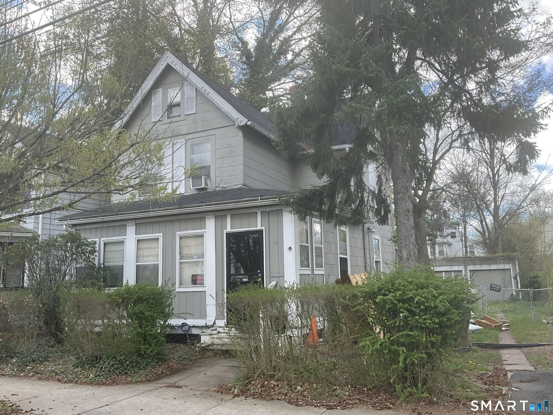 24 Pond Street, New Haven, CT