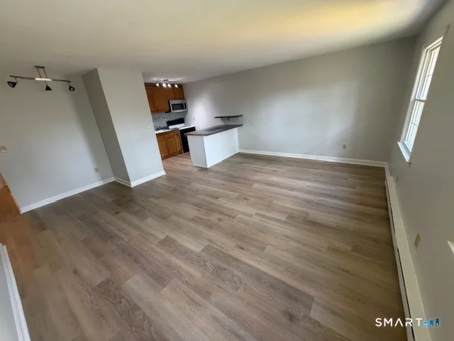 239 Old Farms Road #16D, Avon, CT