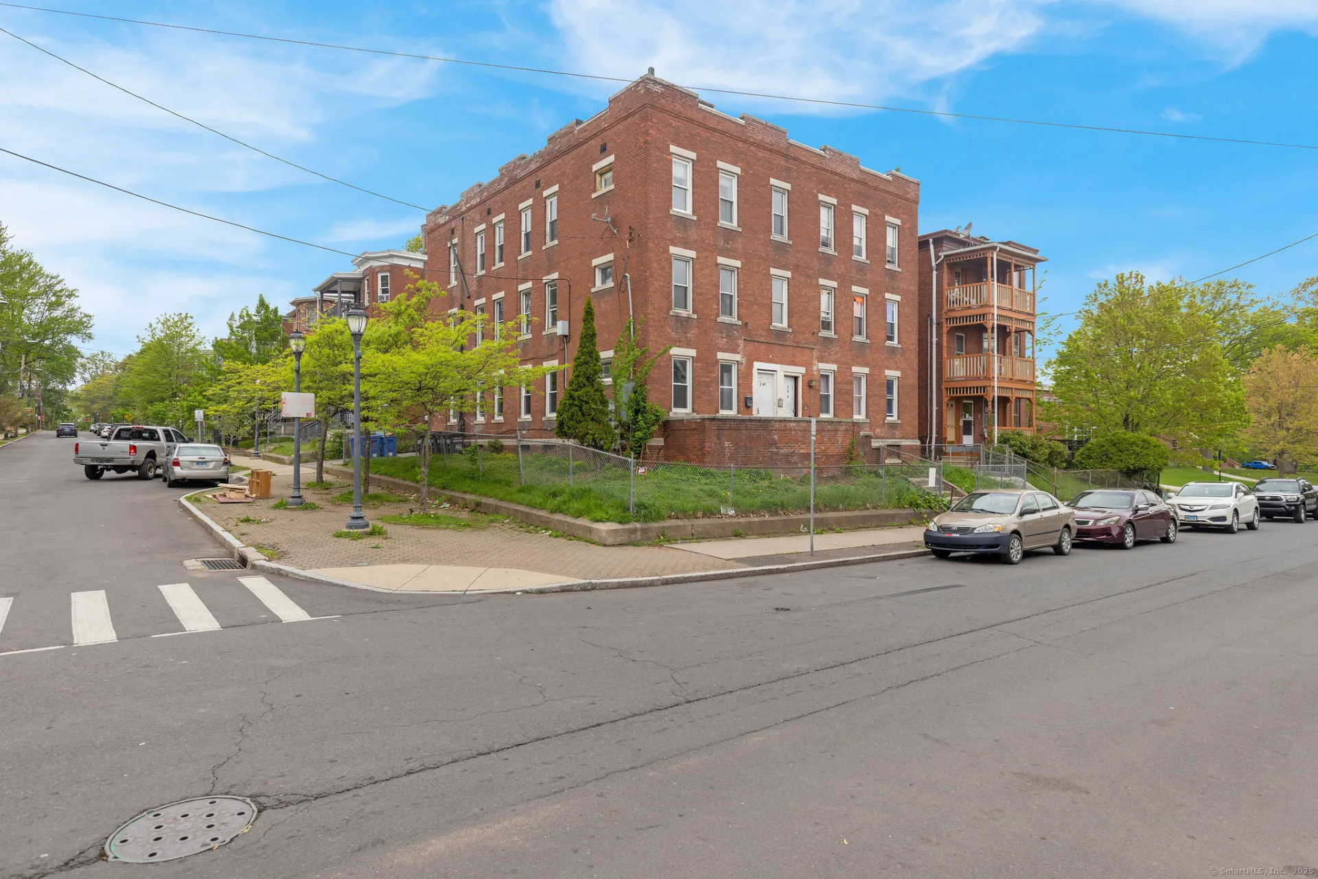 143 Putnam Street, Hartford, CT