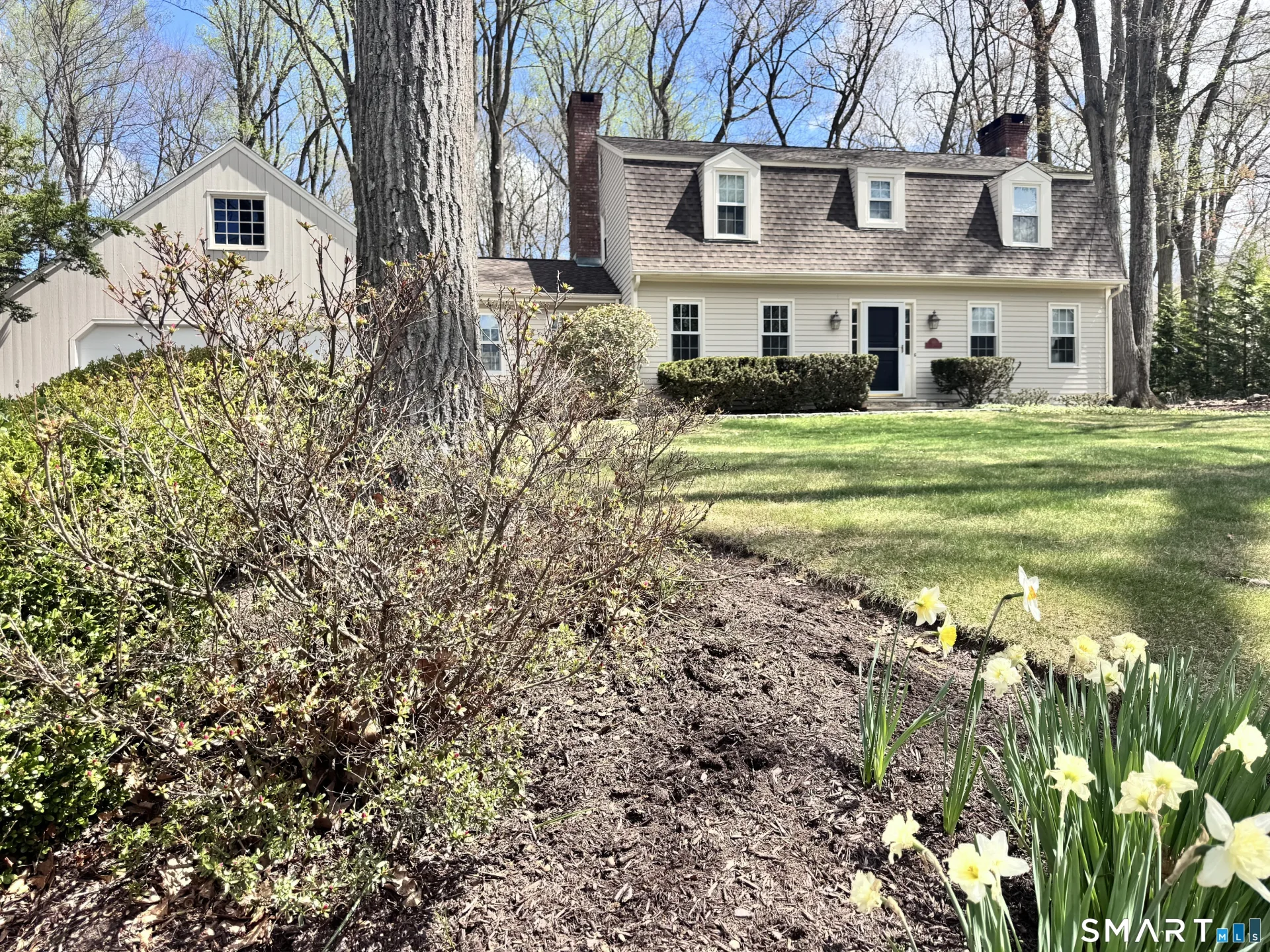 49 Midland Road, Trumbull, CT