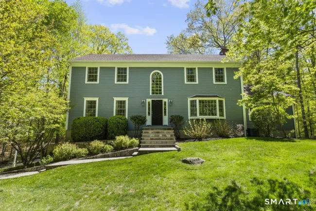 33 Topledge Road, Redding, CT