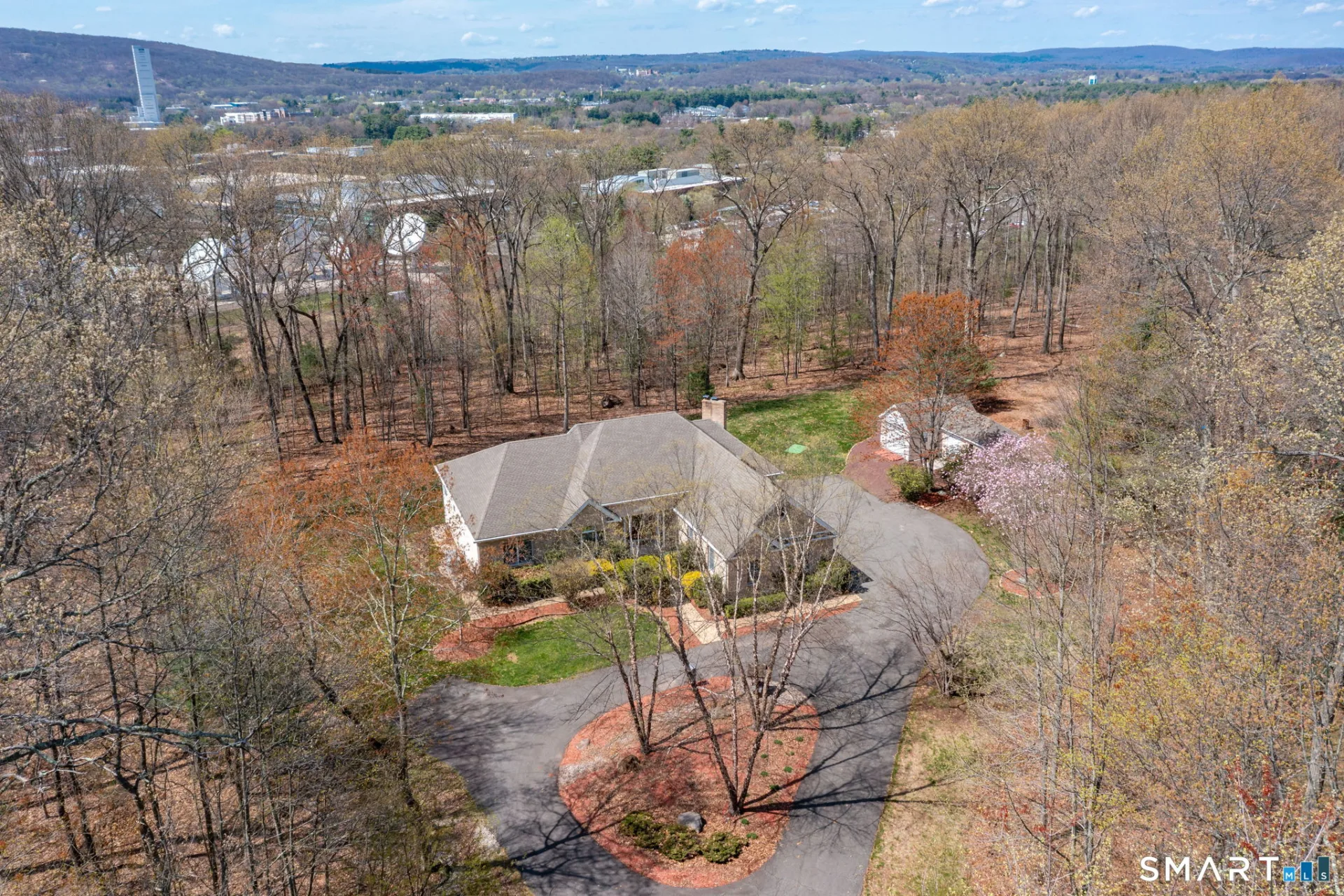 69 Elizabeth Drive, Southington, CT