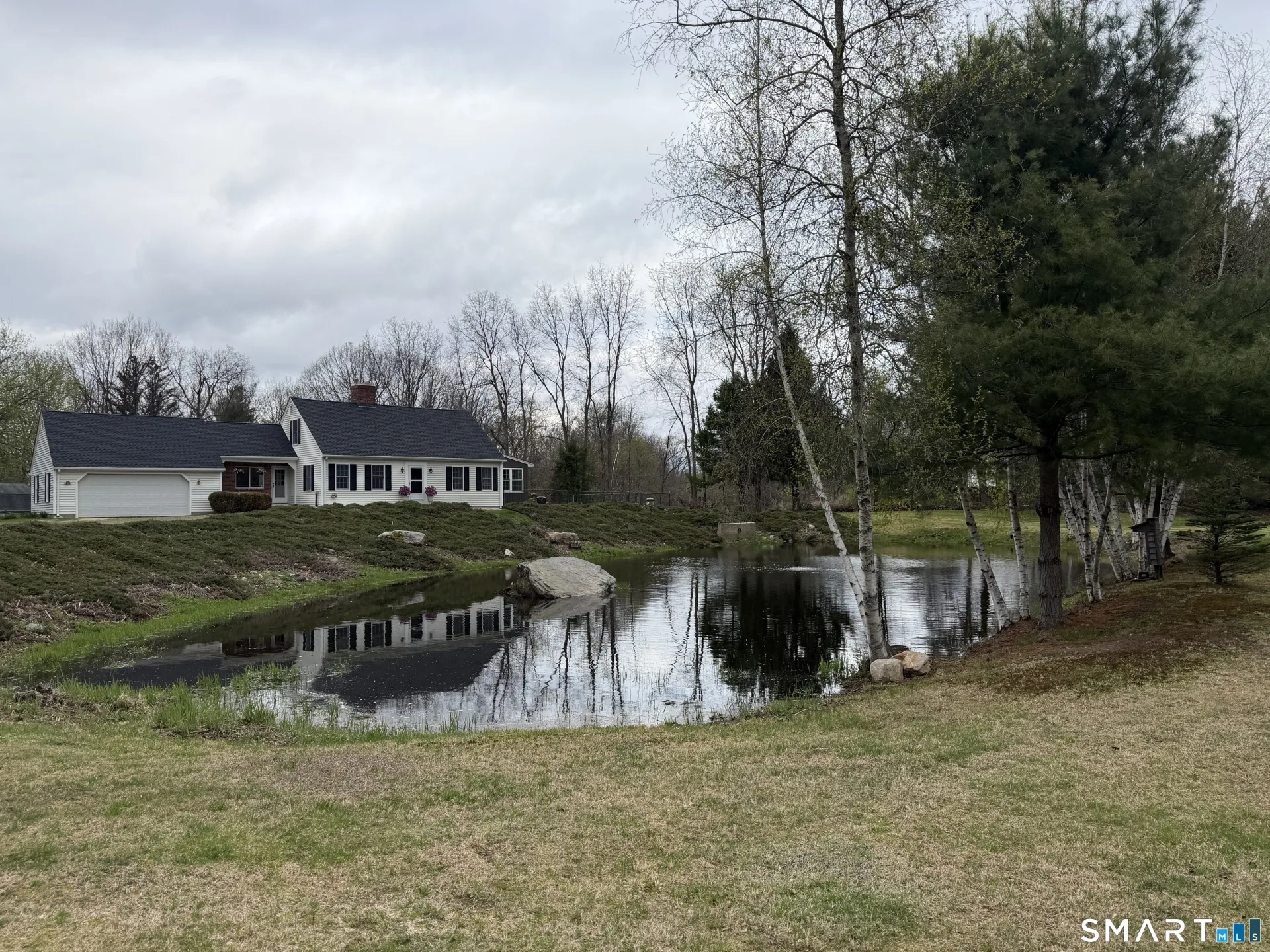 5 Livery Pool Road, New Hartford, CT