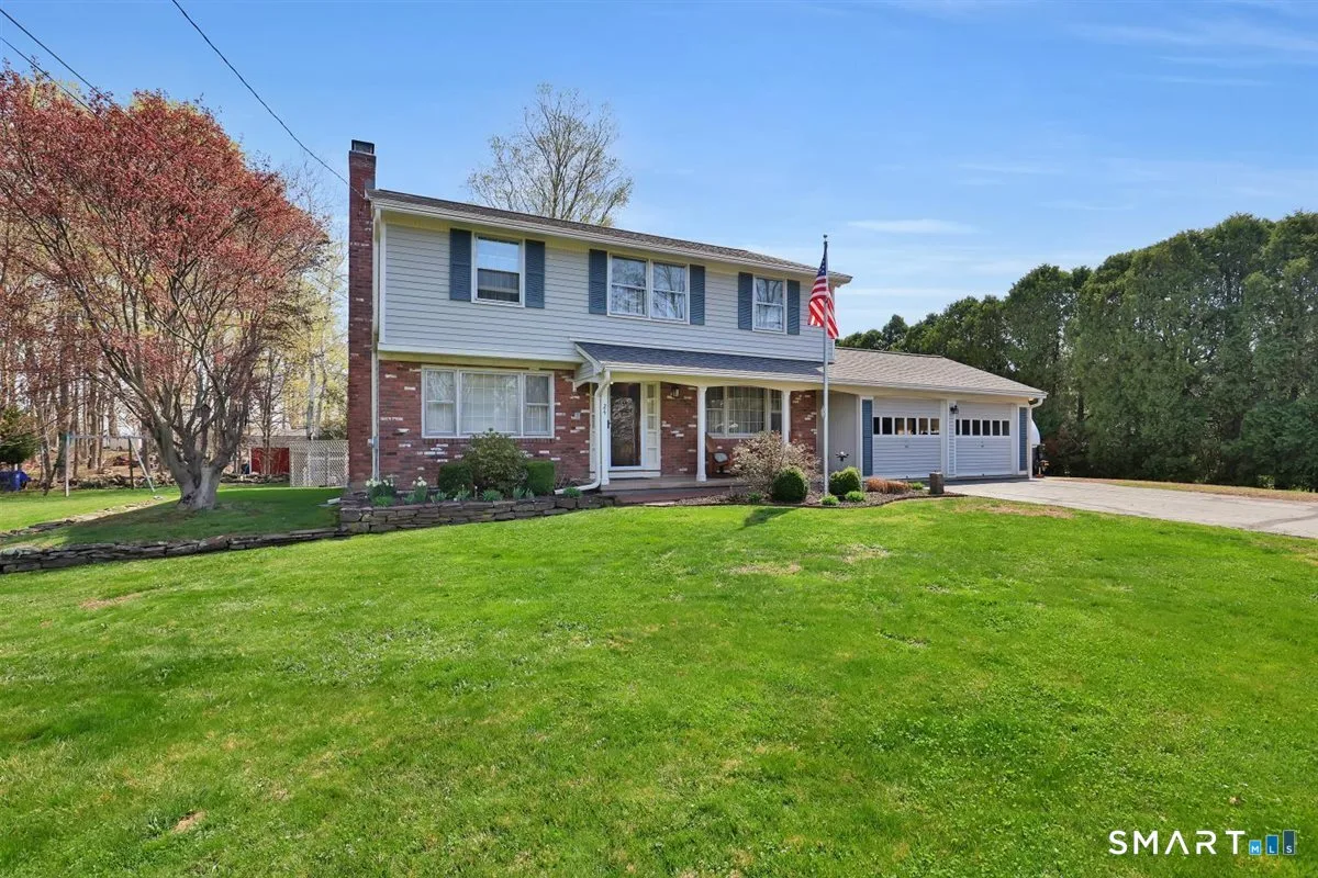 24 Meadowood Drive, Middletown, CT